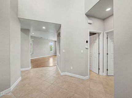 10490 Chadwell Drive, Reno, NV 89521 Photo
