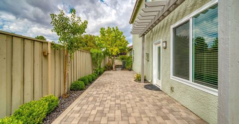 10490 Chadwell Drive, Reno, NV 89521 Photo
