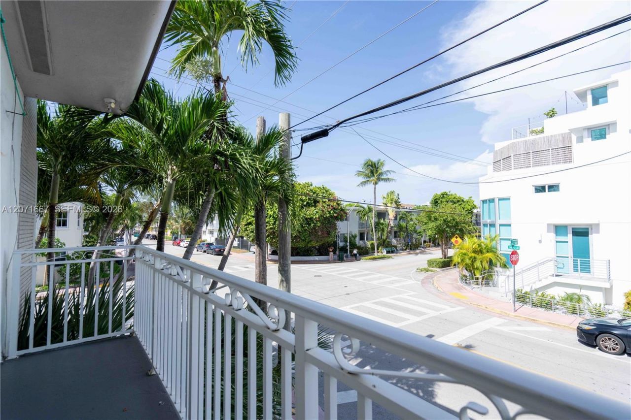 7640 Carlyle Ave , Unit 7A, Miami Beach, FL 33141 Photo