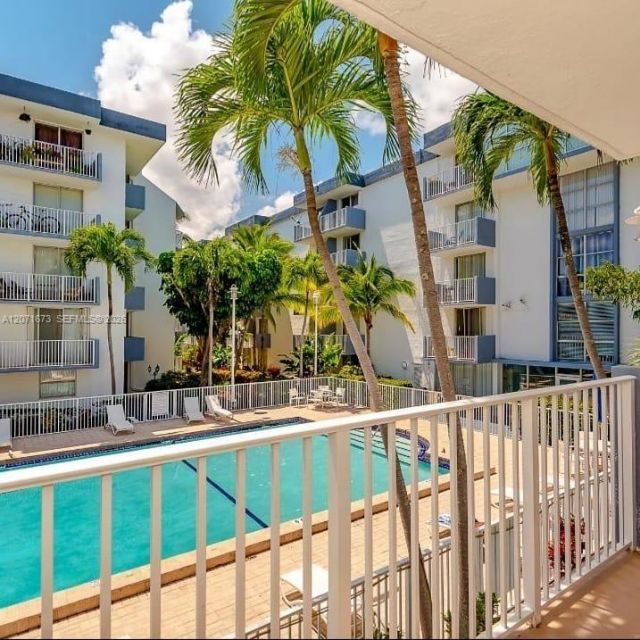 1801 S Treasure Dr , Unit 302, Miami Beach, FL 33141 Photo