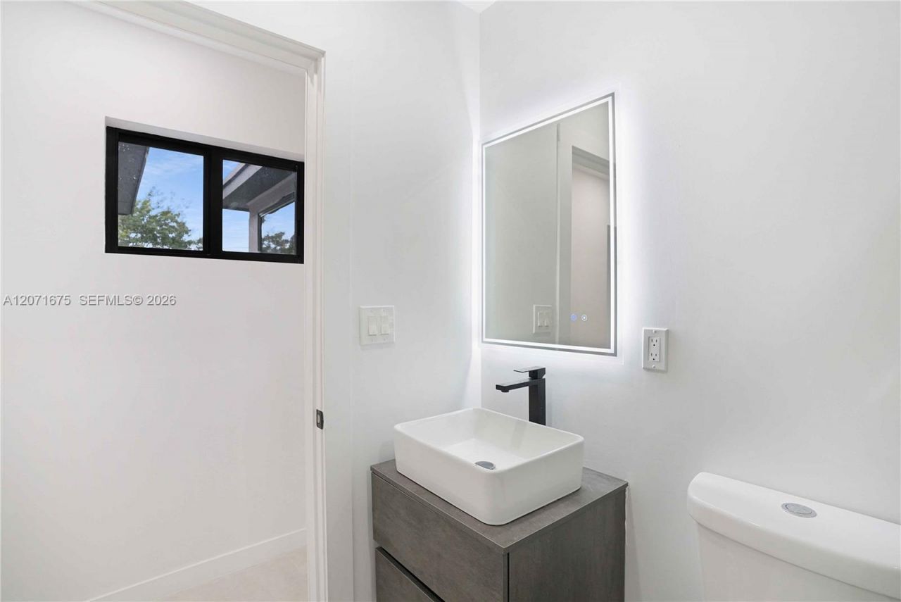 2230 N 62nd Ave , Hollywood, FL 33024 Photo