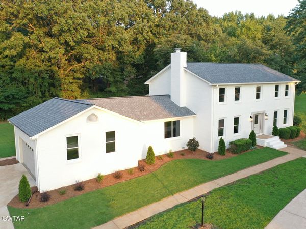 15 Leisure Lane, Jackson, TN 38305