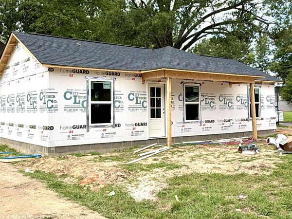 2101 E Jackson Street, Milan, TN 38358