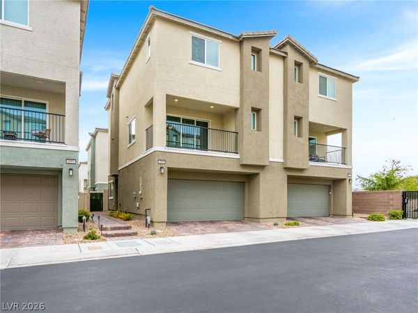 6888 Prairie Pearl Street, Las Vegas, NV 89148