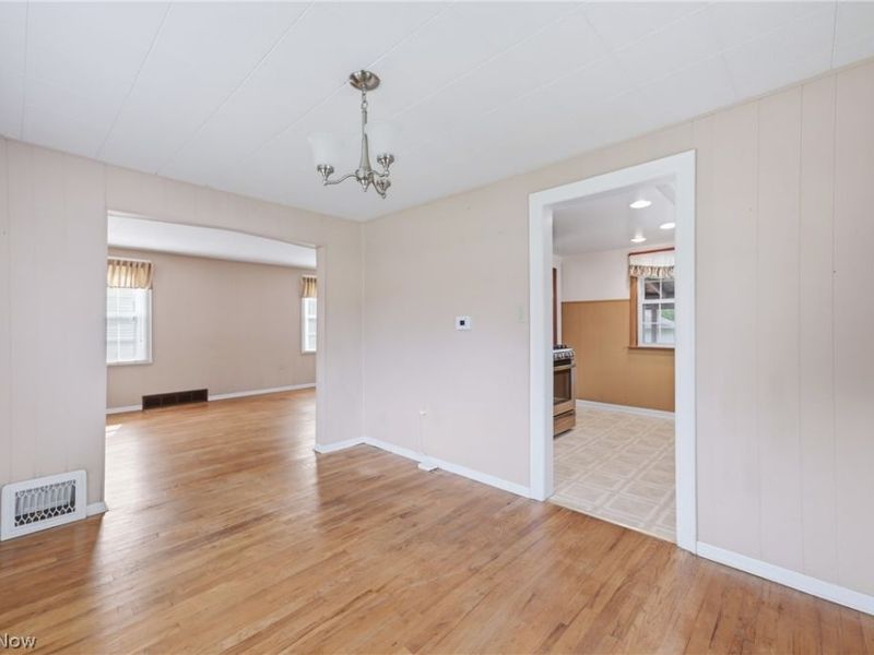 2036 Overland Avenue NE, Warren, OH 44483 Photo 10