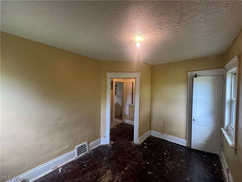 13921 Mayfair Avenue, East Cleveland, OH 44112 Photo 24