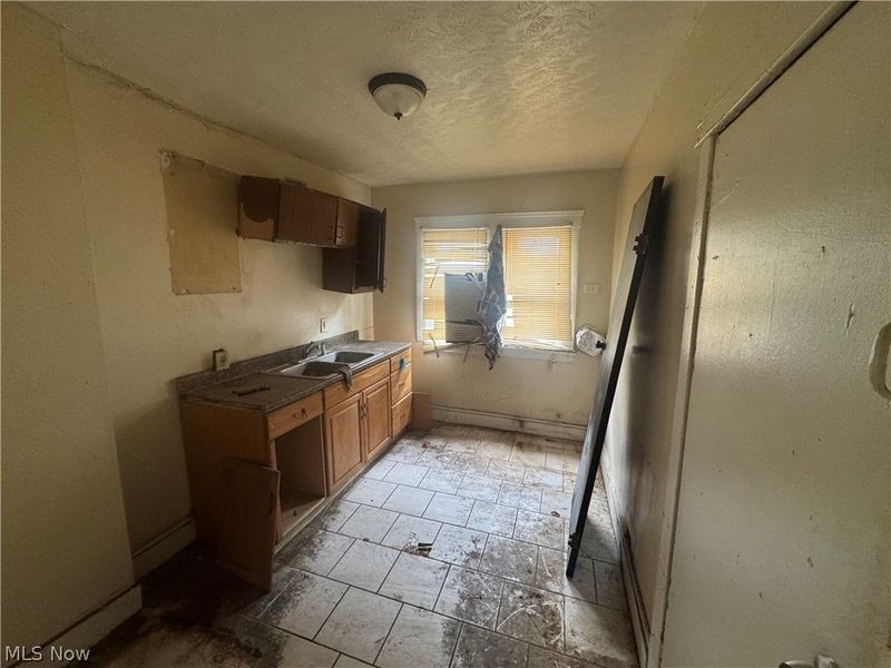 13921 Mayfair Avenue, East Cleveland, OH 44112 Photo 7