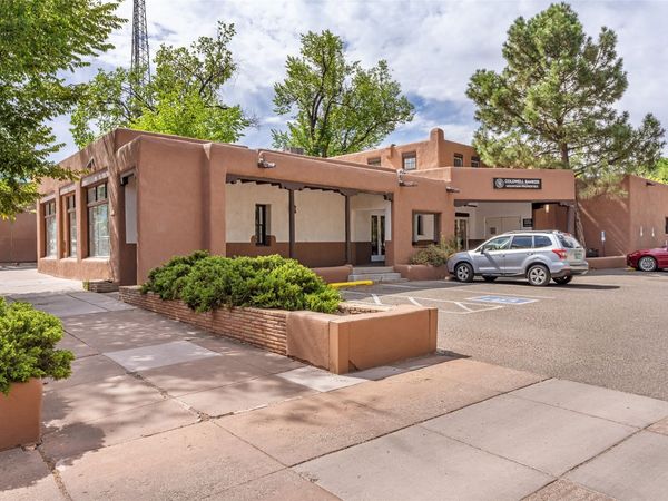 132 Marcy Street E, Santa Fe, NM 87501