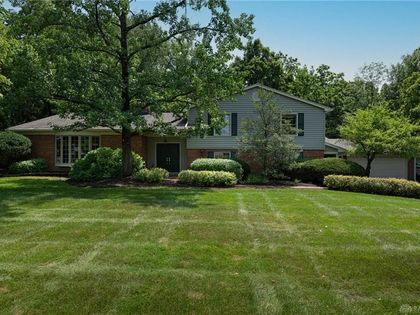 228 E Rahn Road Dayton, OH 45429
