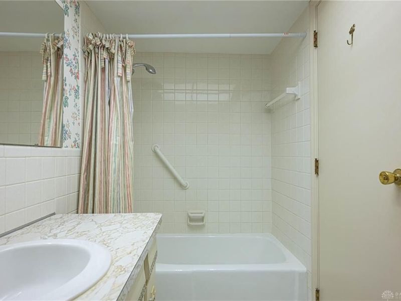 228 E Rahn Road, Dayton, OH 45429 Photo 25