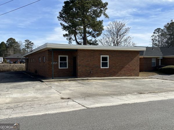 320 Hospital Drive, Thomson, GA 30824