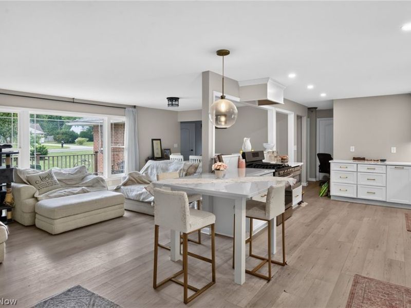 38385 Aurora Road, Solon, OH 44139 Photo 5
