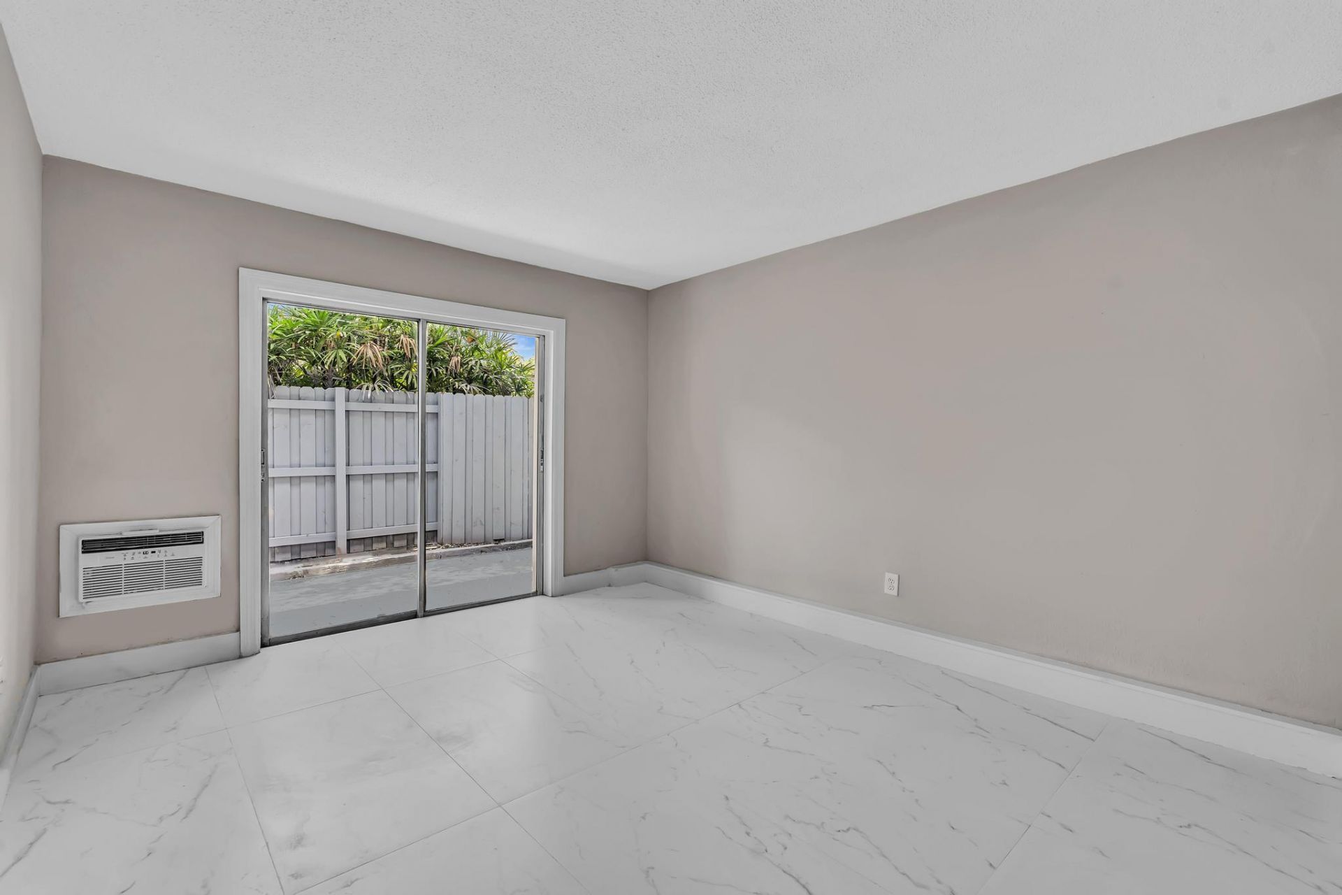 626 SW 14th Avenue, Unit 102, Fort Lauderdale, FL 33312 Photo