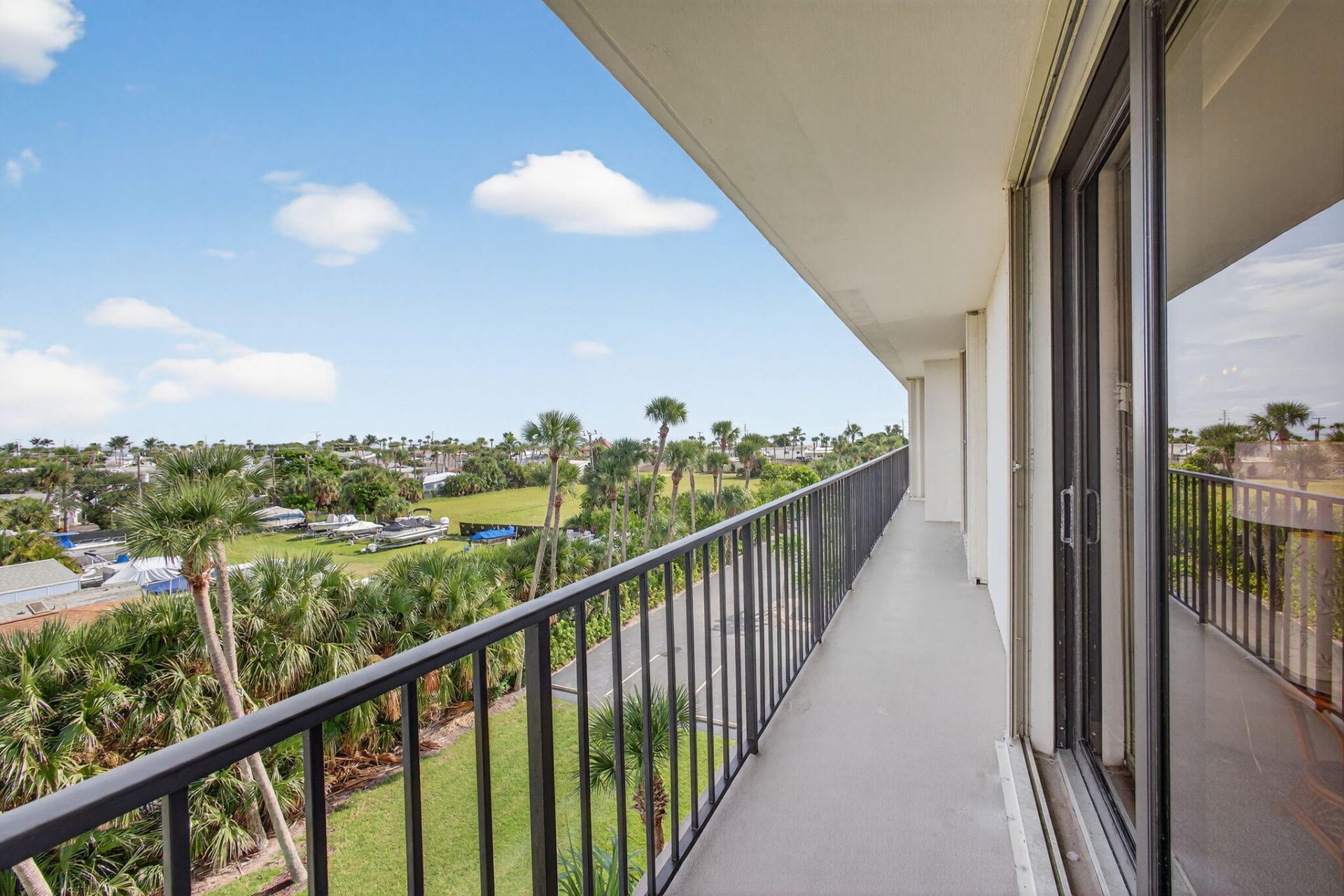 5059 N Hwy A1a, Unit 406, Fort Pierce, FL 34949 Photo