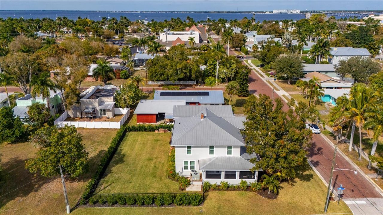 359 Gill Street , Punta Gorda, FL 33950 Photo