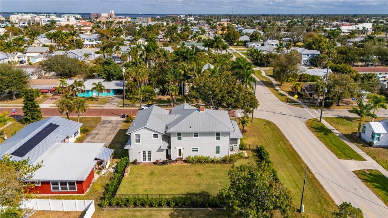 359 Gill Street , Punta Gorda, FL 33950 Photo