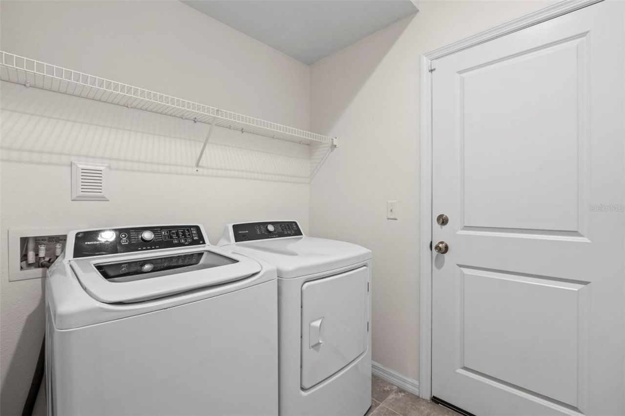 5252 6th Way N, Saint Petersburg, FL 33703 Photo