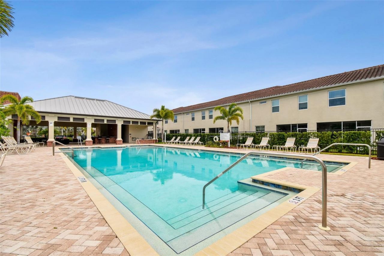 5252 6th Way N, Saint Petersburg, FL 33703 Photo