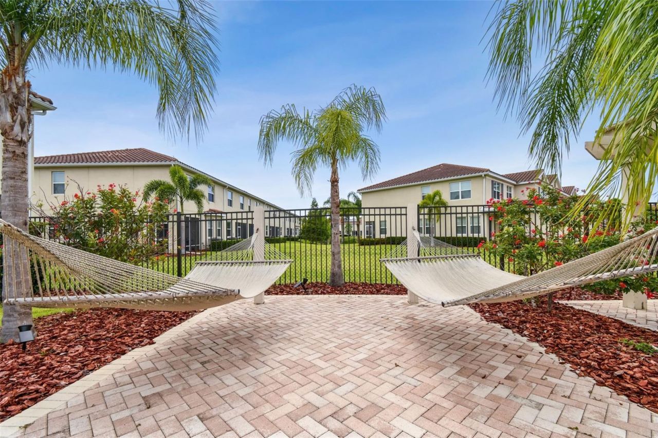 5252 6th Way N, Saint Petersburg, FL 33703 Photo