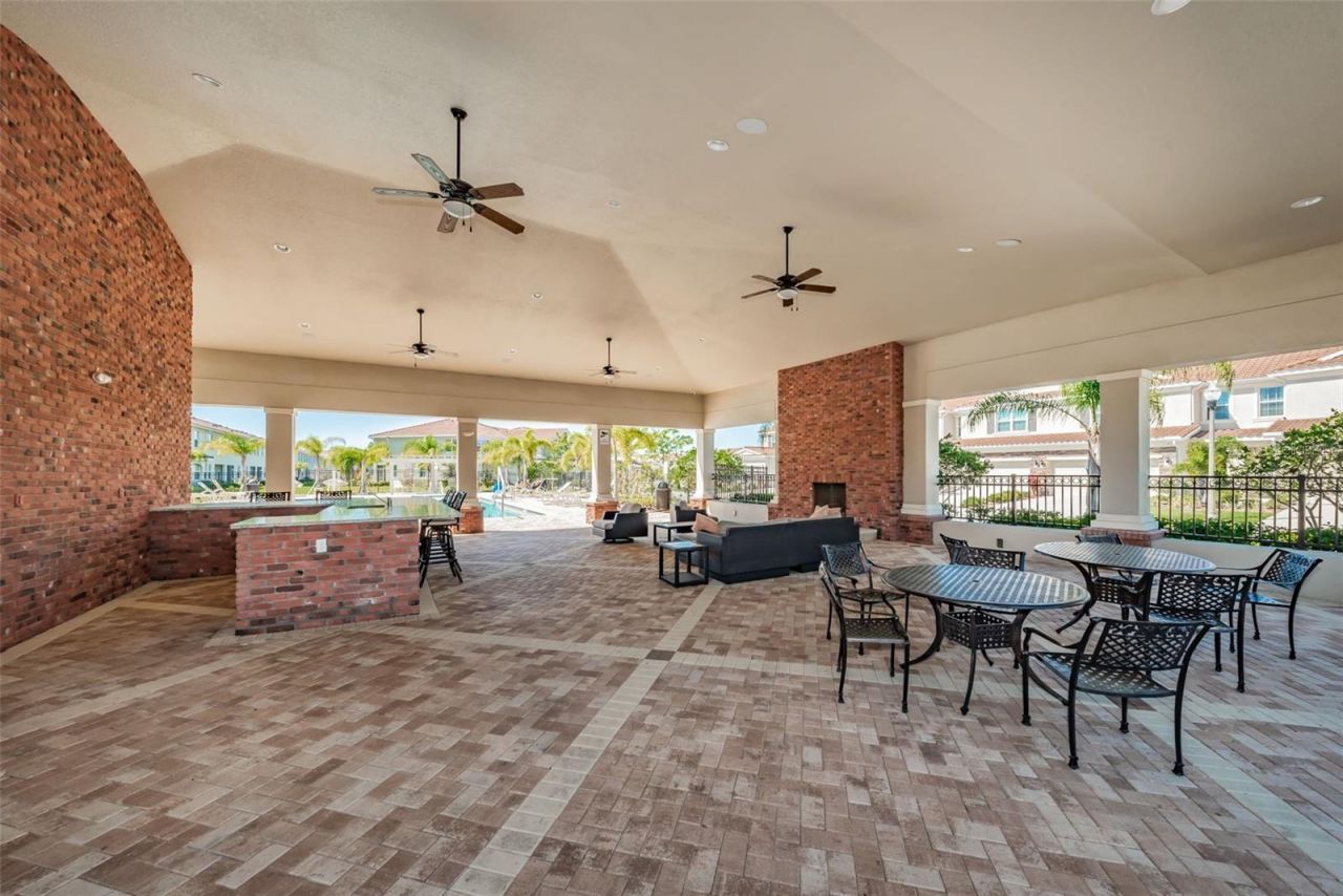 5252 6th Way N, Saint Petersburg, FL 33703 Photo