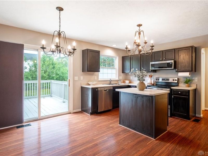 3543 King Edward Way, Beavercreek, OH 45431 Photo 9
