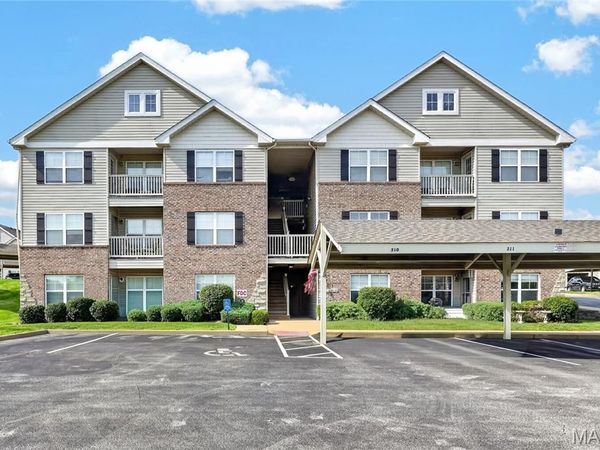 313 Bramblett Hills , O'Fallon, MO 63366