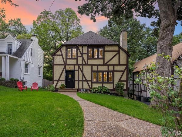 336 Newport Avenue, Webster Groves, MO 63119
