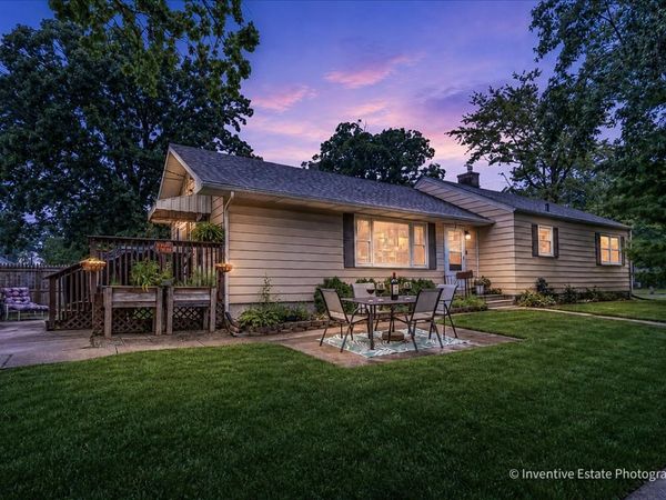1051 Cottage Place , Joliet, IL 60436