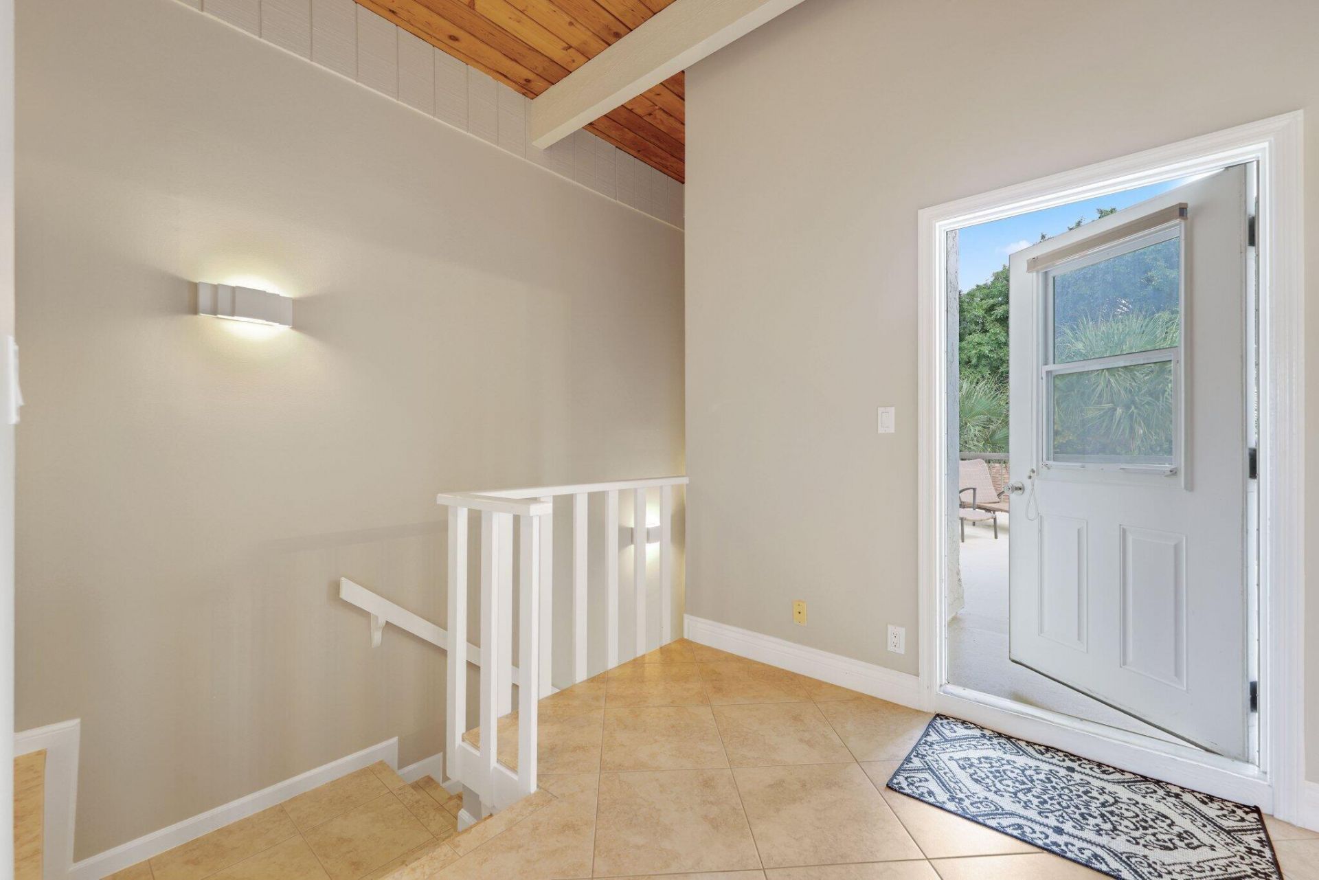 800 Greensward Court, Unit 203-I, Delray Beach, FL 33445 Photo