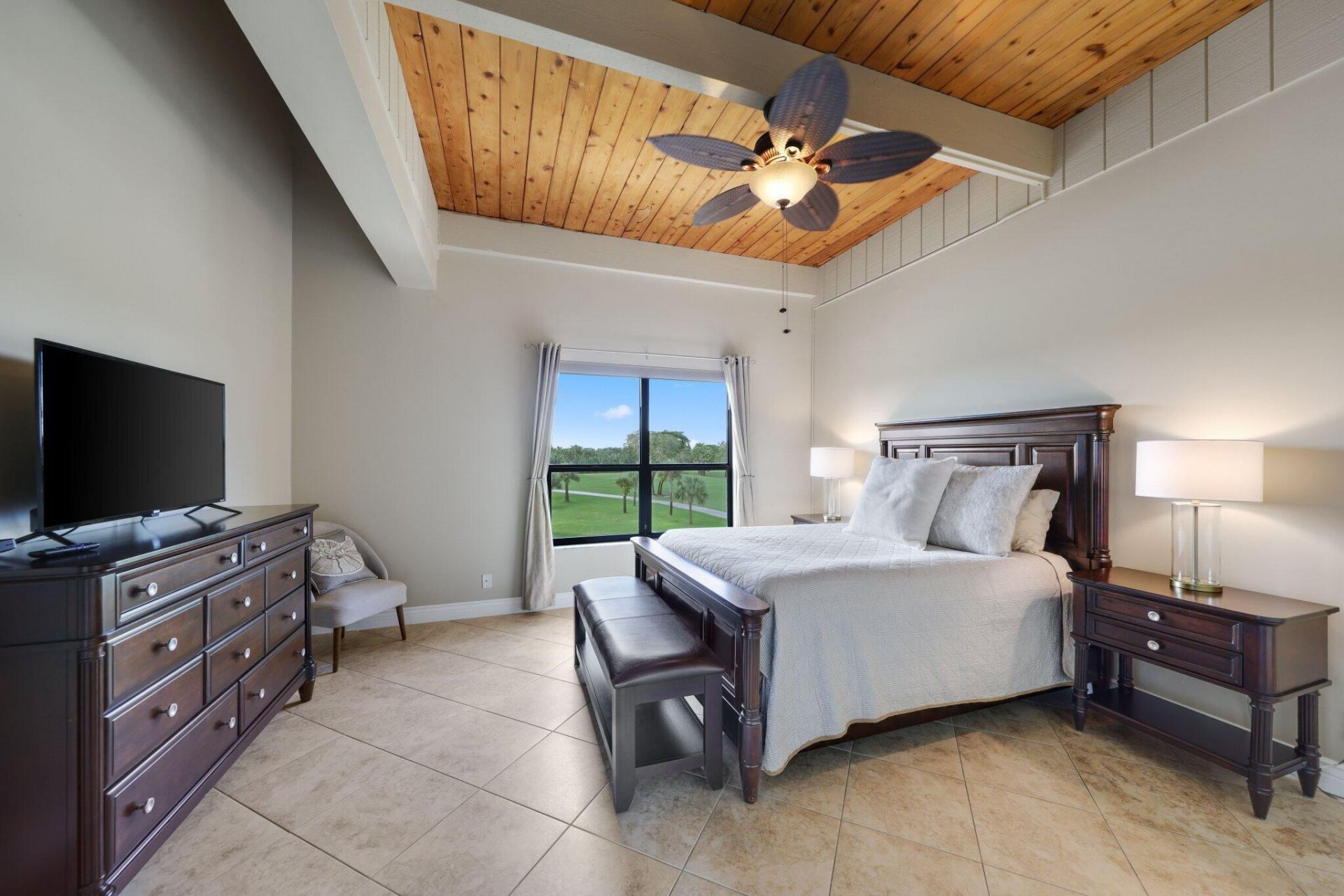 800 Greensward Court, Unit 203-I, Delray Beach, FL 33445 Photo