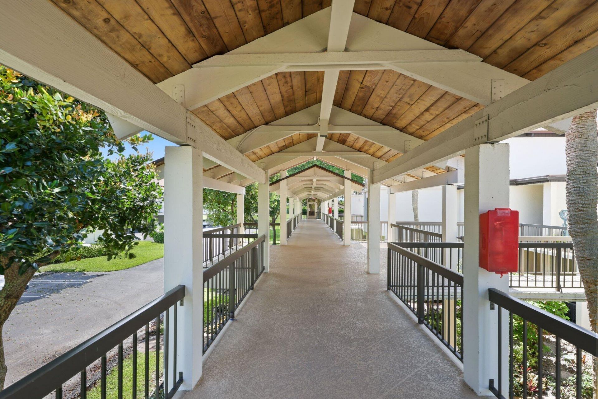 800 Greensward Court, Unit 203-I, Delray Beach, FL 33445 Photo