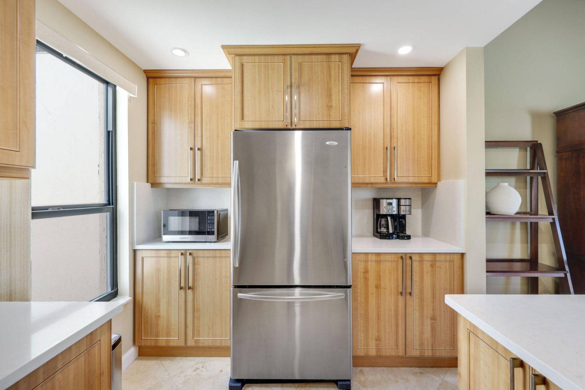 800 Greensward Court, Unit 203-I, Delray Beach, FL 33445 Photo