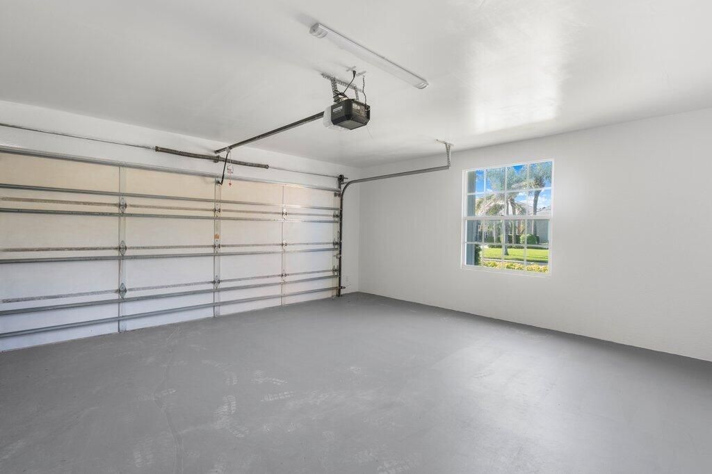 323 NW Bentley Circle, Port Saint Lucie, FL 34986 Photo