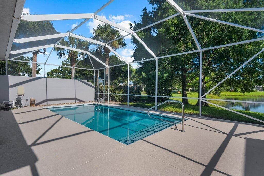 323 NW Bentley Circle, Port Saint Lucie, FL 34986 Photo
