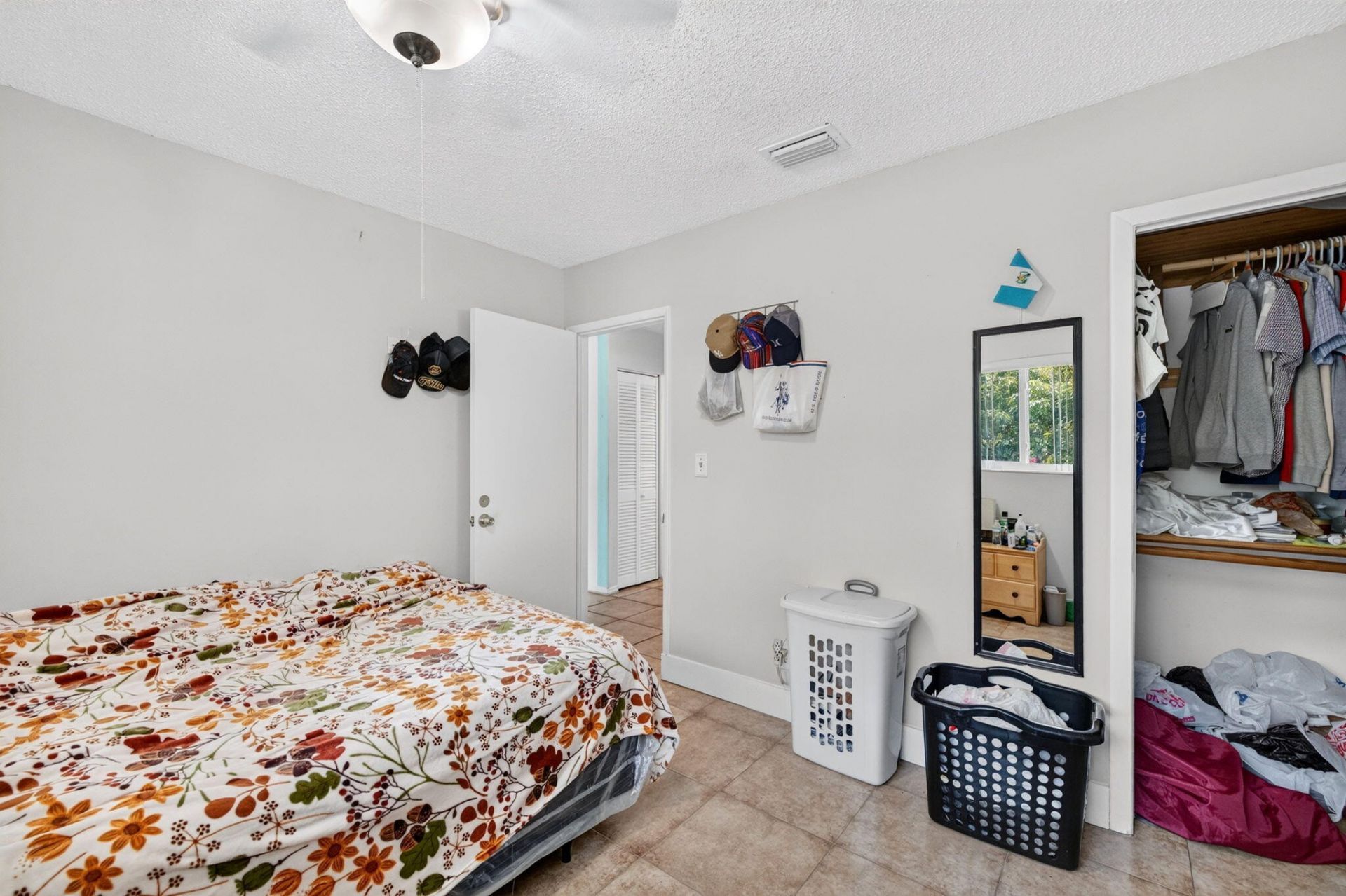 1501 NW 41st Street, Oakland Park, FL 33309 Photo