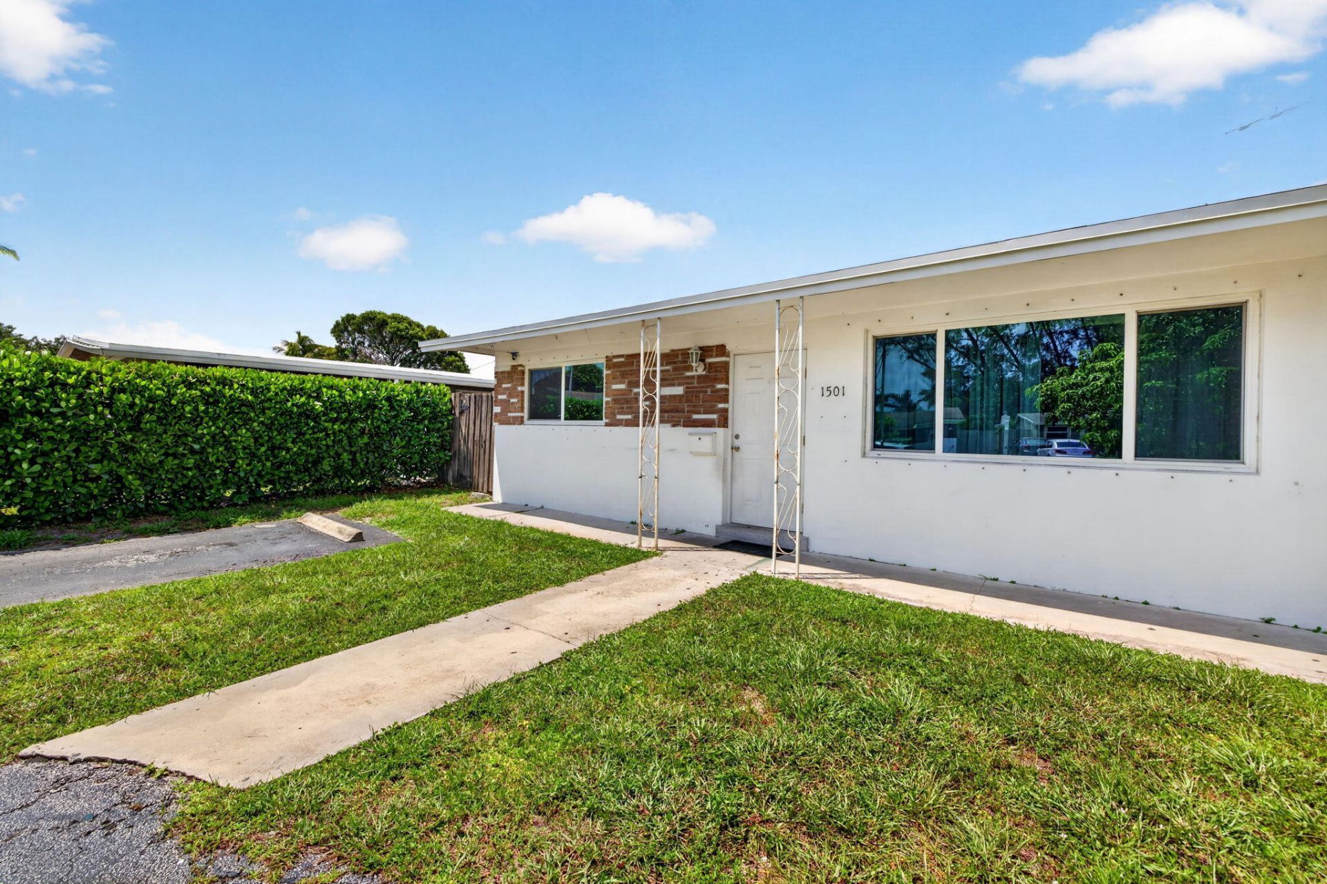 1501 NW 41st Street, Oakland Park, FL 33309 Photo