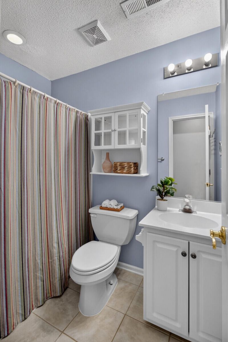 111 Bonneau Court Photo 24