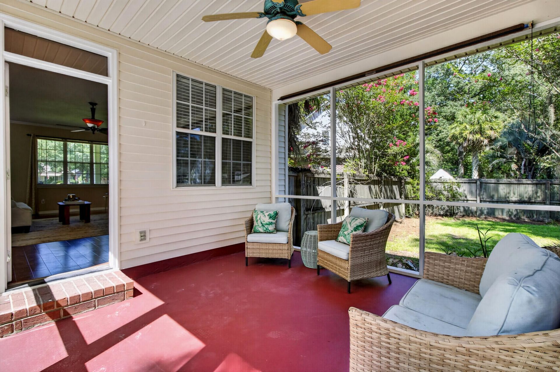111 Bonneau Court Photo 33