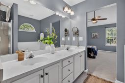 111 Bonneau Court photo 4