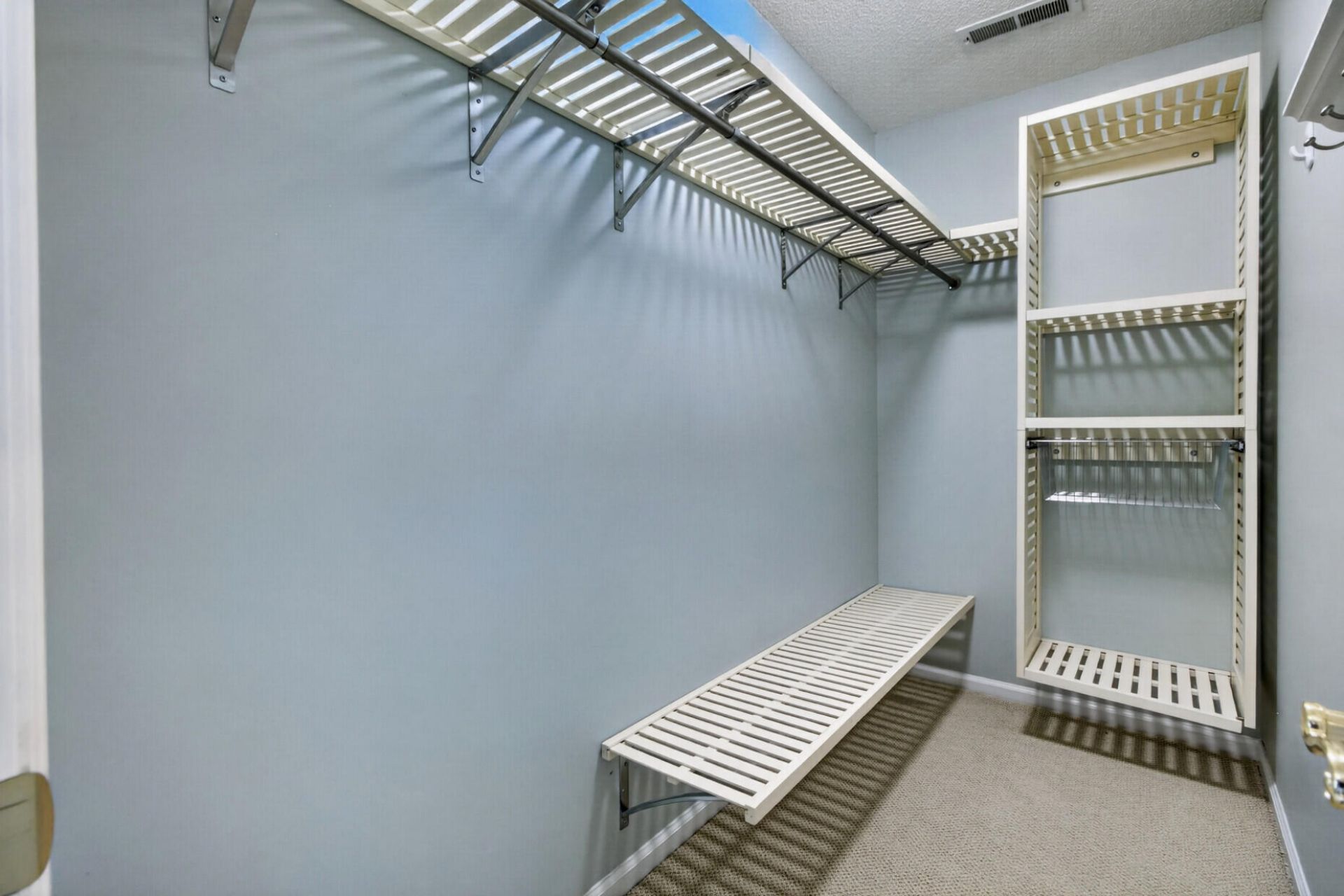 111 Bonneau Court Photo 6