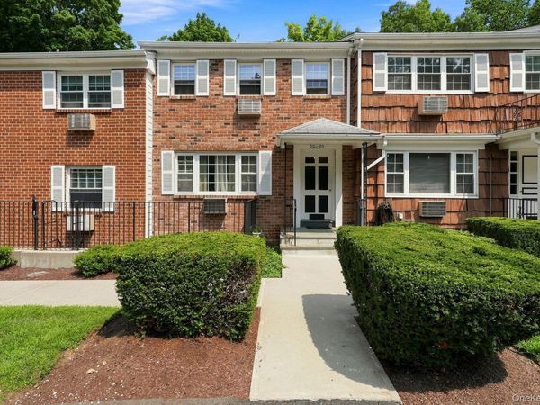 210 Woodland Hills Road, Unit 210, White Plains, NY 10603