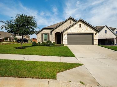 101 St Meena Court, Fort Worth, TX 76120