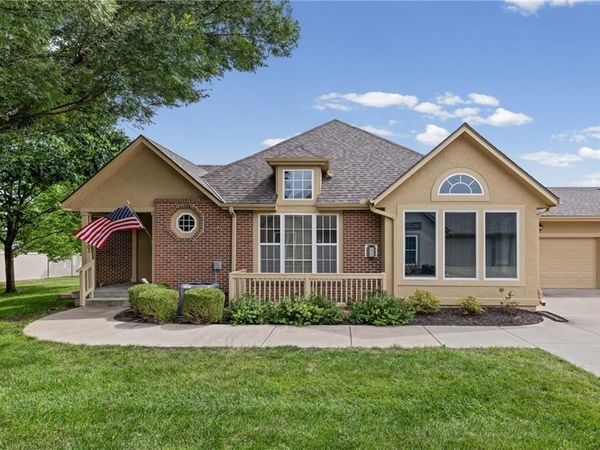 15261 S Symphony Drive, Unit 3503, Olathe, KS 66062