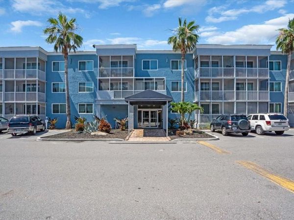 2755 COCONUT BAY LANE, Unit 3F, SARASOTA, FL 34237