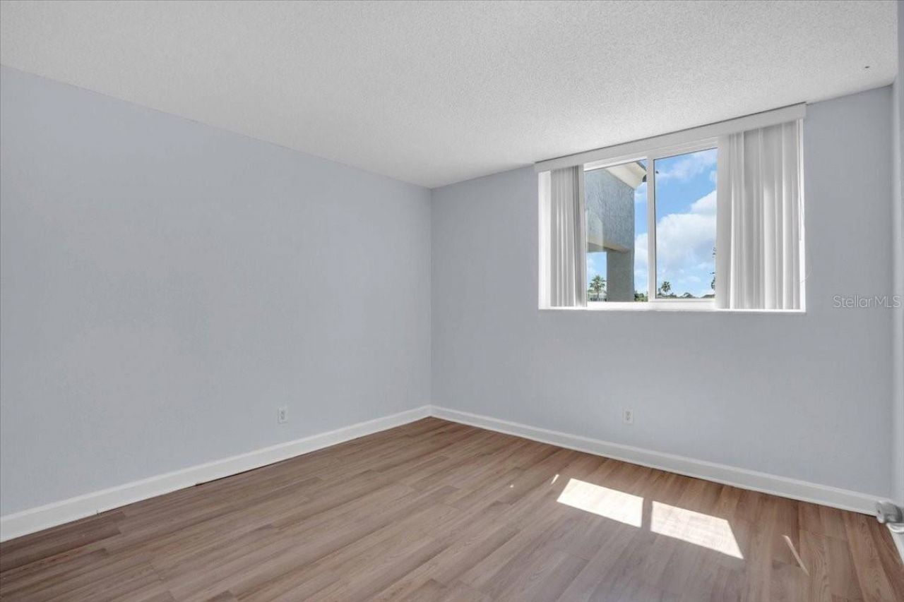 2755 Coconut Bay Lane, Unit 3F, Sarasota, FL 34237 Photo