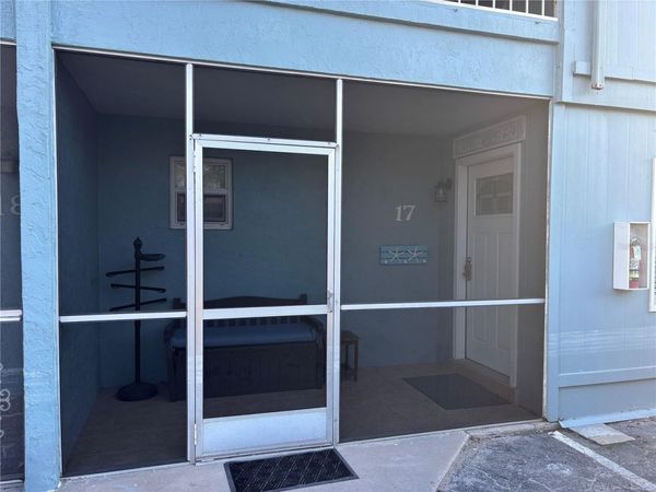 170 ROOSEVELT DRIVE , Unit 17, SARASOTA, FL 34236