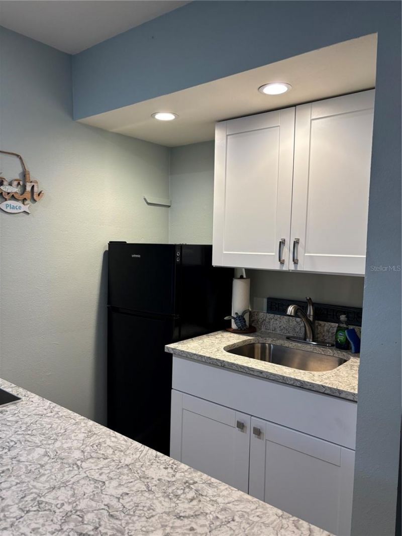 170 Roosevelt Drive , Unit 17, Sarasota, FL 34236 Photo