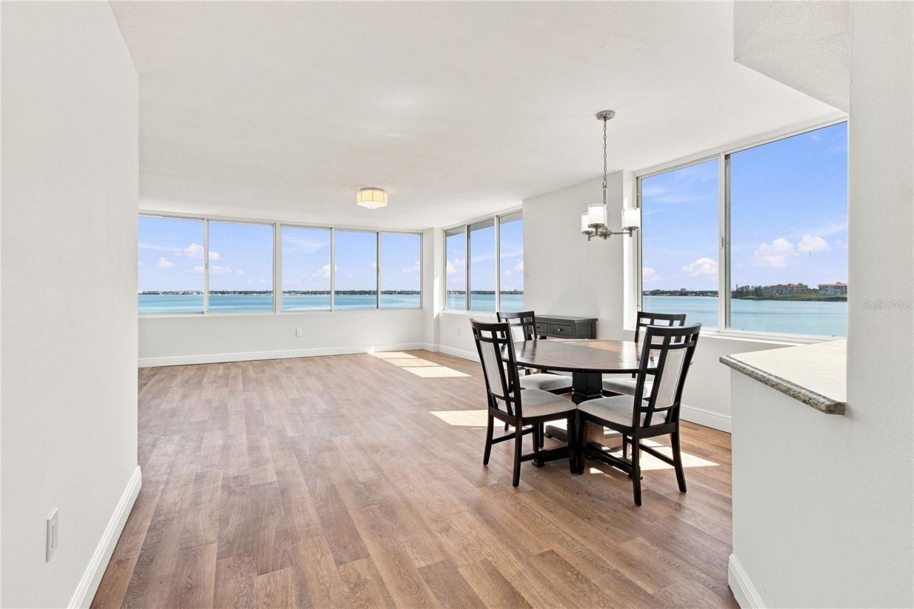 5153 Isla Key Boulevard S, Unit 317, Saint Petersburg, FL 33715 Photo