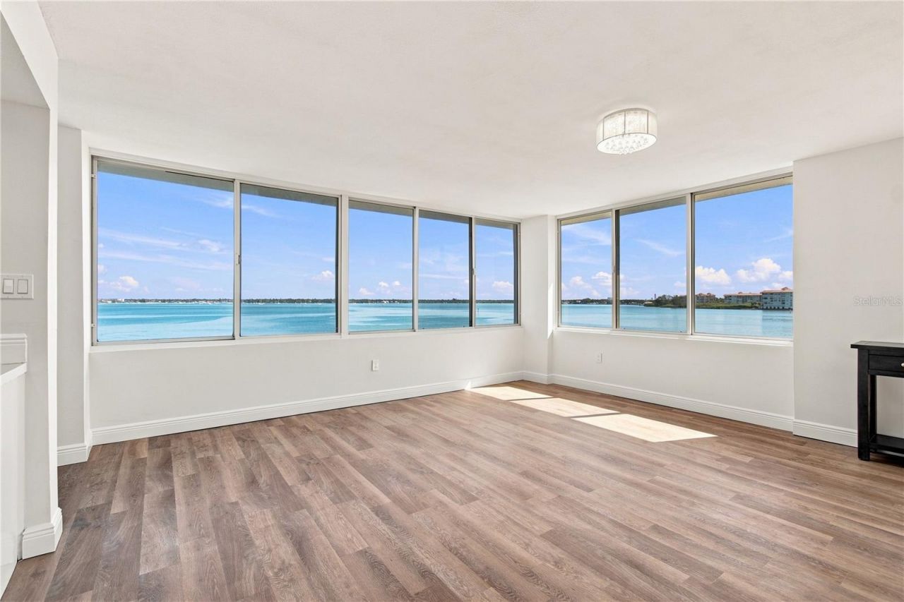 5153 Isla Key Boulevard S, Unit 317, Saint Petersburg, FL 33715 Photo