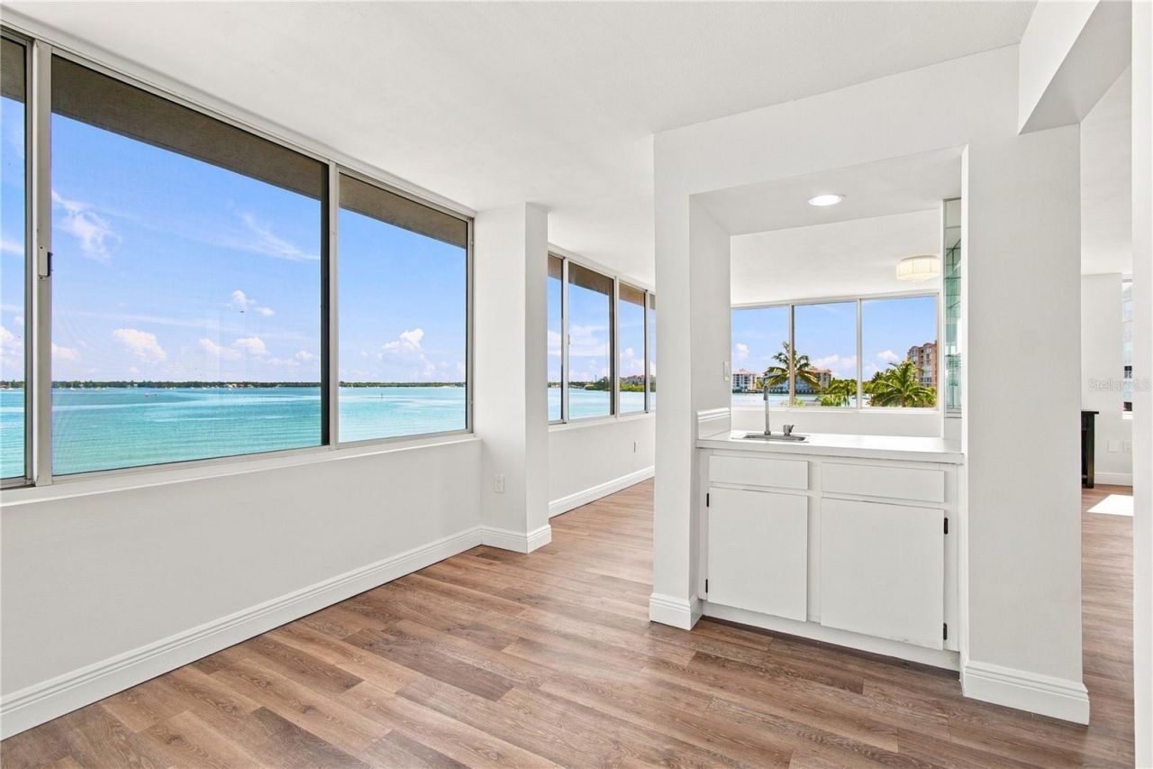 5153 Isla Key Boulevard S, Unit 317, Saint Petersburg, FL 33715 Photo
